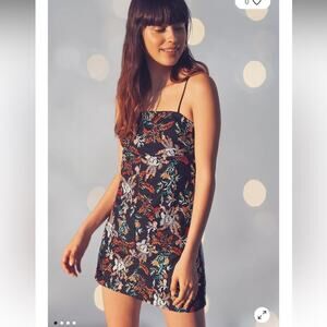 UO Embroidered Ponte Straight-Neck Dress XS‎